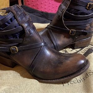 Freebird Stair Ankle Booties Size 10
